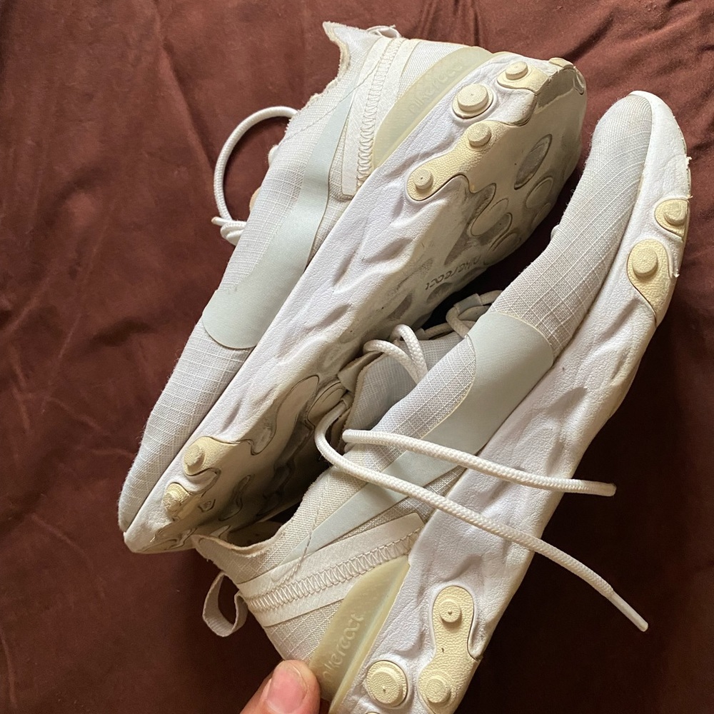 Nike men’s sneakers